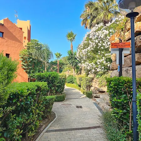 Atico De Lujo Con Vistas Al Mar Estepona