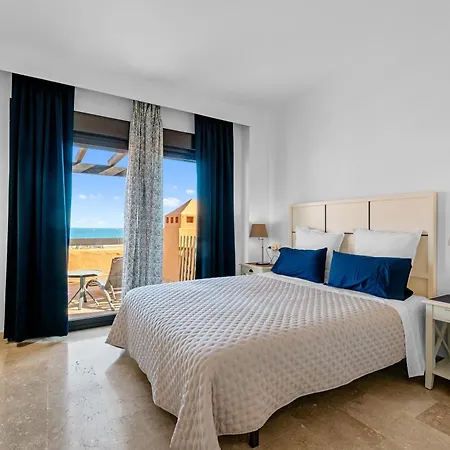 ático De Lujo Con Vistas Al Mar Estepona