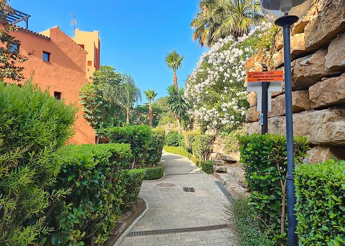 Atico De Lujo Con Vistas Al Mar Estepona