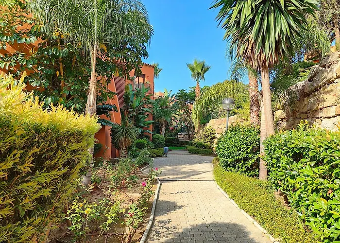 Atico De Lujo Con Vistas Al Mar Estepona