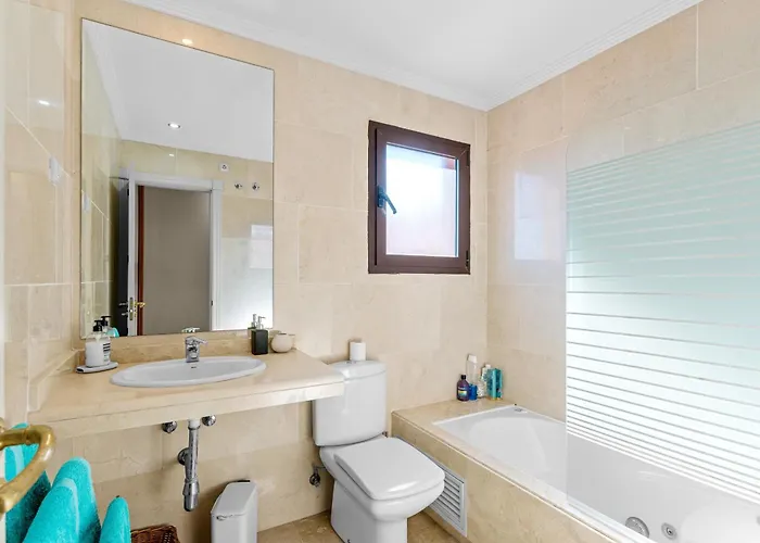 Atico De Lujo Con Vistas Al Mar Appartement Estepona